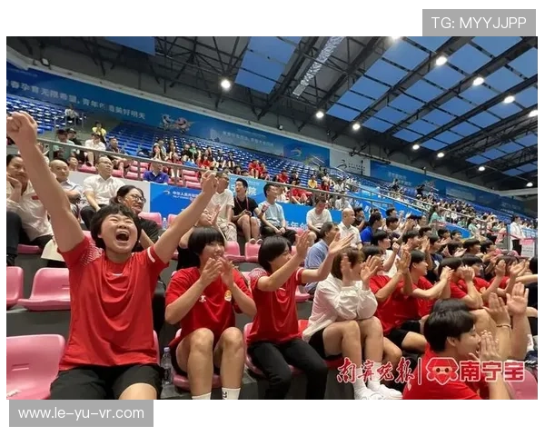 街头篮球热潮再起:全民激情点燃城市赛场 街头篮球热潮再起:全民激情点燃城市赛场